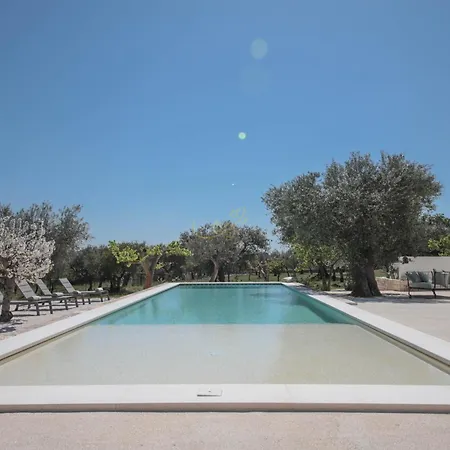 Td Marlu Luxury Trulli Experience With Stunning Pool